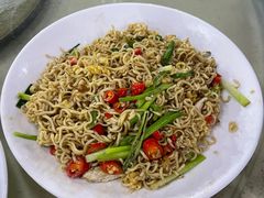 -三亚火车头万人海鲜广场