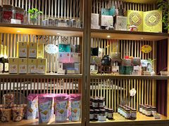 -一叶一世界·素食餐厅(锦华万达店)