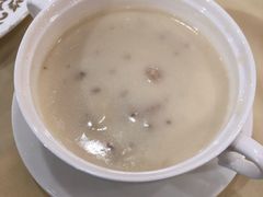 奶油鲜蘑菇汤-新侨三宝乐西餐厅(崇文门店)