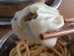 -清真老铁家灌汤包