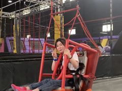 -嘿哟动霸CHUA·新潮玩运动娱乐中心·蹦床滑冰团建乐园