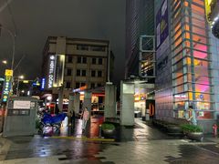 -BHC炸鸡(明洞总店)
