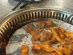 -金滏山烤肉·海鲜·火锅自助餐厅(襄阳万达店)