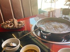 -老石黑山羊毛驴肉火锅(金凯广场店)