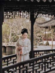-一揽芳华汉服旗袍体验馆(拙政园店)