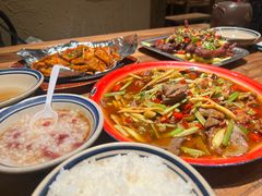 -泥糊破店小酒馆·团建聚餐(南京西路店)