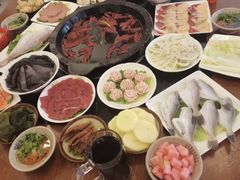 -重庆川渝肥妹火锅