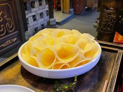 -小龙翻大江文化火锅(宽窄店)