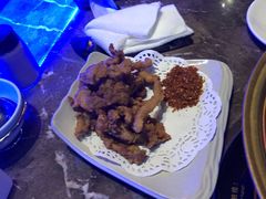 自制酥肉-三人行骨头王火锅(长寿店)