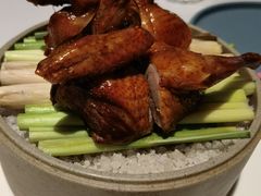 香茅草乳鸽-广州富力丽思卡尔顿酒店·丽轩·粤菜