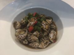 -臻鲜燕海鲜融合餐厅(金陵style店)