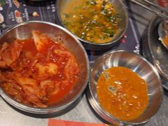 -GOGIYA·咕叽吖韩国传统烤肉店(东方新天地店)