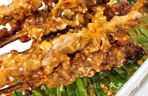 Spicy Beef with Pickled Chili