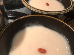 -老牌坊云南鱼豆花火锅(哈西万达店)
