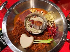 谭血鸭红锅底-谭鸭血老火锅(漳州路店)