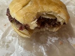 -闫家驴肉老店(华电一校店)