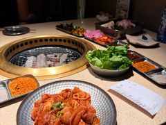 -蚂蚁洞·烤肉大营地(上海静安大悦城店)