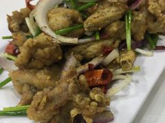 -虾弄弄海派小龙虾·牛羊蝎子火锅