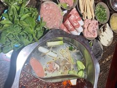 -星鸿社重庆老火锅(燃灯寺分店)
