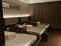 -新偶像健康汇•水疗SPA•豪华自助餐(世界城店)