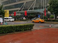 -西安绿地假日酒店