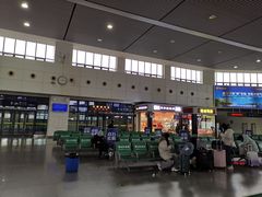 -岳阳东站