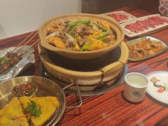 -沙胆彪炭炉牛杂煲(上海日月光广场店)