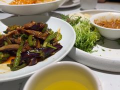 -关东小磨东北菜(漕河泾印象城店)