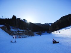 -丝绸之路山地度假区滑雪场