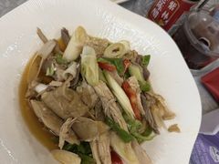 -汗腾格里·风味餐厅(新疆驻京办店)