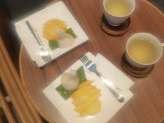 -Let’s Relax Spa(Siam Square One)