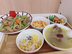-臻爱住家月嫂育儿嫂(万达店)