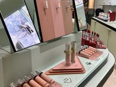 -PRADA普拉达(国际广场店)