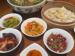 -李犟大爆鳝面·手工蟹黄包(湖滨西湖店)