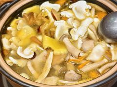 -菌之家·专业纯野生菌火锅·特色炒菌