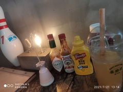 -HIGH FIVE哈福手工汉堡(桂林路店)