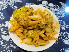 洗澡泡菜-老街杂酱面(东升街店)