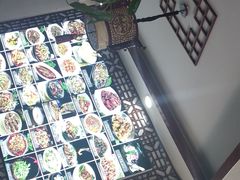 -临街徽菜馆·正宗黄山味