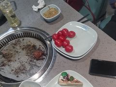 -金滏山烤肉·海鲜·火锅自助餐厅(襄阳万达店)