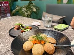 -SHADOWS•Bistro&Eatery(安福路店)