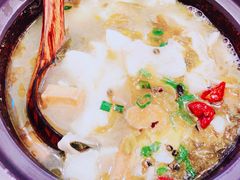 -周鱼小馆石锅酸菜鱼(活力汇店)