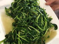 -石家饭店中市店
