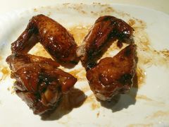 吊烧鸡全翅-龙记烧腊茶餐厅(常德路店)