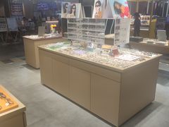 -棱石眼镜(CP静安店)