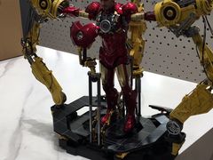 -微缤礼物(青岛海信广场店)