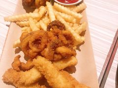 -必胜客(东大桥店)