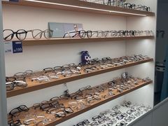 -视野联行眼镜·蔡司·依视路(省体育馆店)