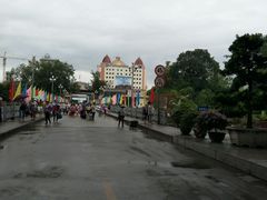 中越友谊大桥-东兴口岸-中越友谊大桥