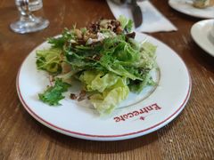 田园蔬菜核桃沙律配芥末油醋汁-Entrecôte 法国牛扒馆(保利·时光里店)