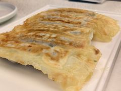 虾爬子锅贴-品海楼·大连海胆锅贴馆(东港店)